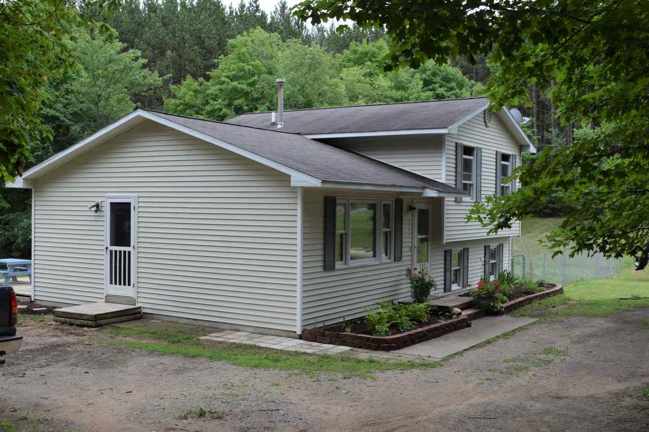 3551 North Reynolds Road Interlochen, MI 49643 - Photo 3 of 33 1835516-2.JPG