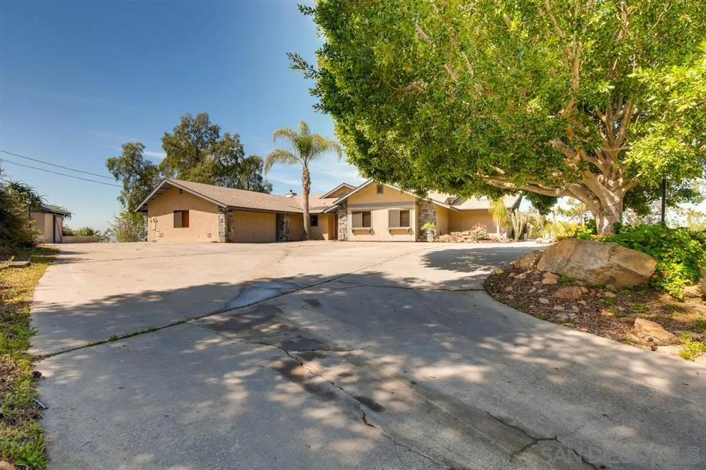 15106 Lyons Valley Road Jamul, CA 91935 - Photo 4 of 25 Gallery Image 4