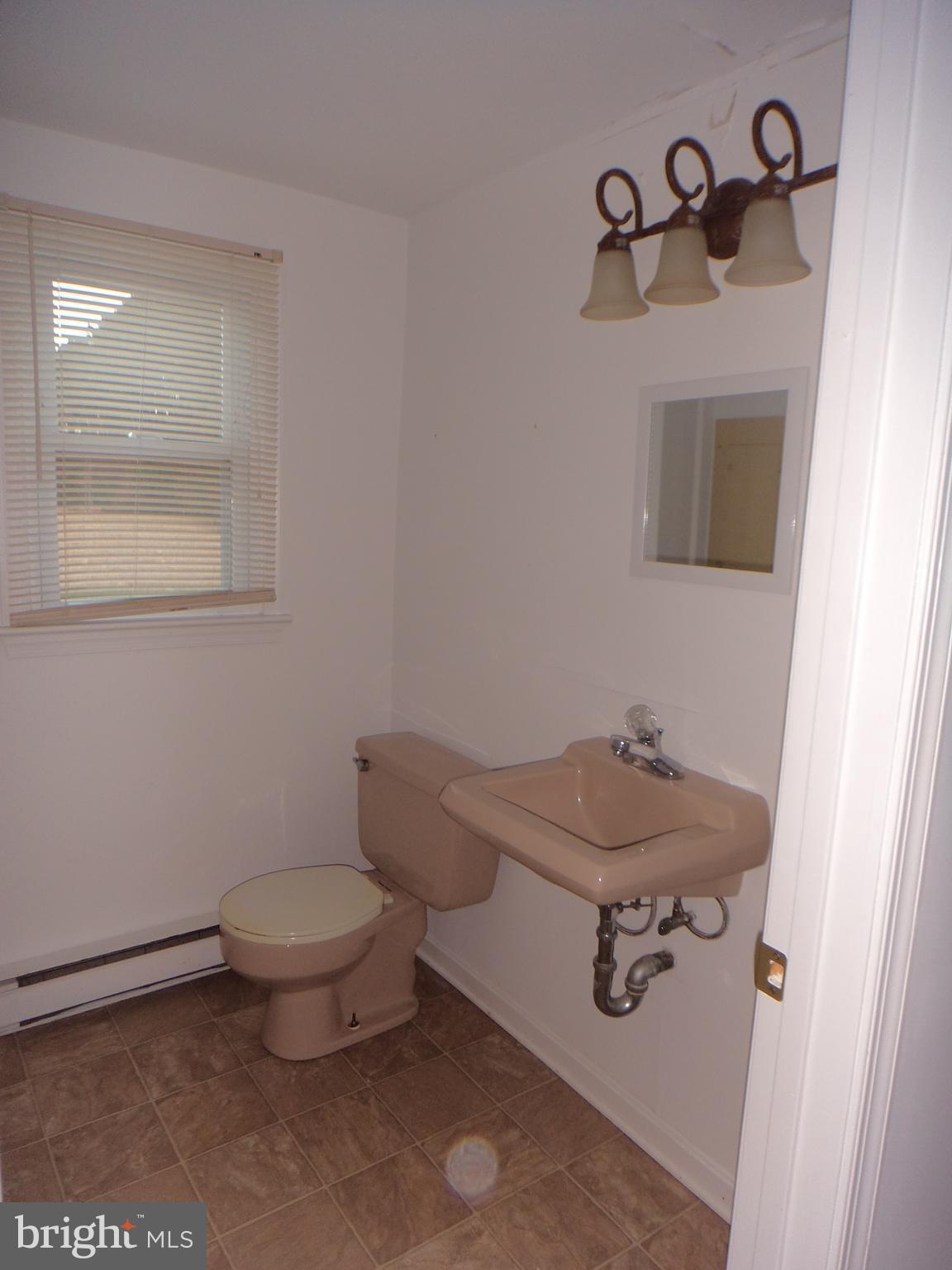 21079 Arnold Road Avenue, MD 20609 - Photo 12 of 26 Bath