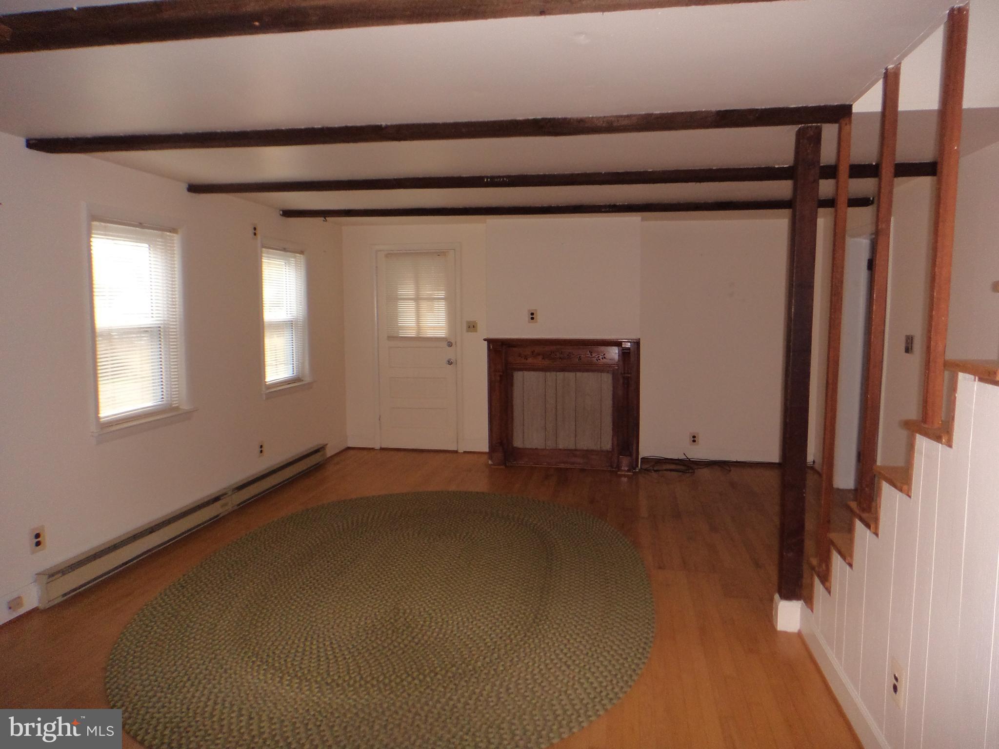 21079 Arnold Road Avenue, MD 20609 - Photo 10 of 26 Living Room