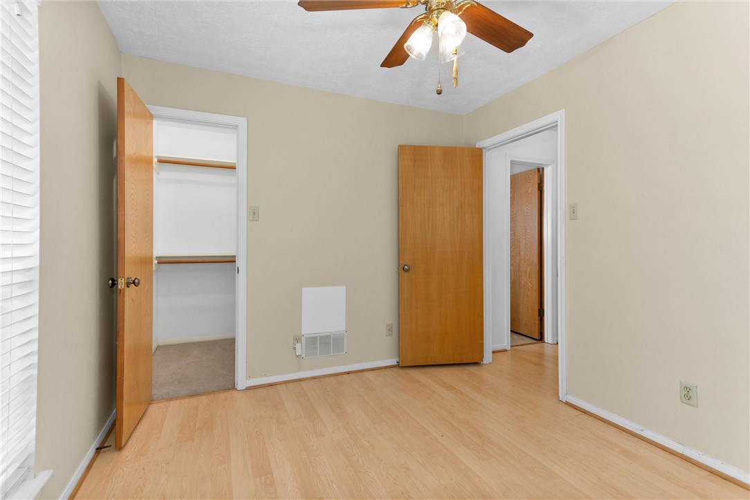 1706 Shawnee Street Navasota, TX 77868 - Photo 21 of 25 a view of empty room with a ceiling fan