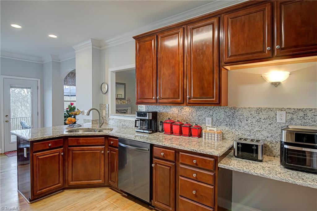 7098 Falcon Way Trinity, NC 27370 - Photo 14 of 45 kitchen