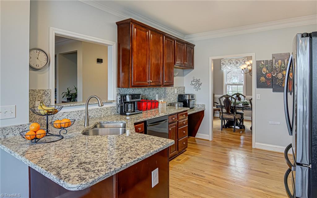 7098 Falcon Way Trinity, NC 27370 - Photo 17 of 45 kitchen