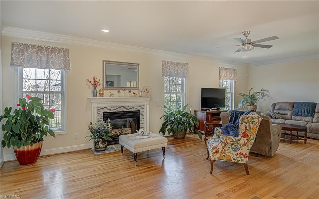 7098 Falcon Way Trinity, NC 27370 - Photo 9 of 45 living room