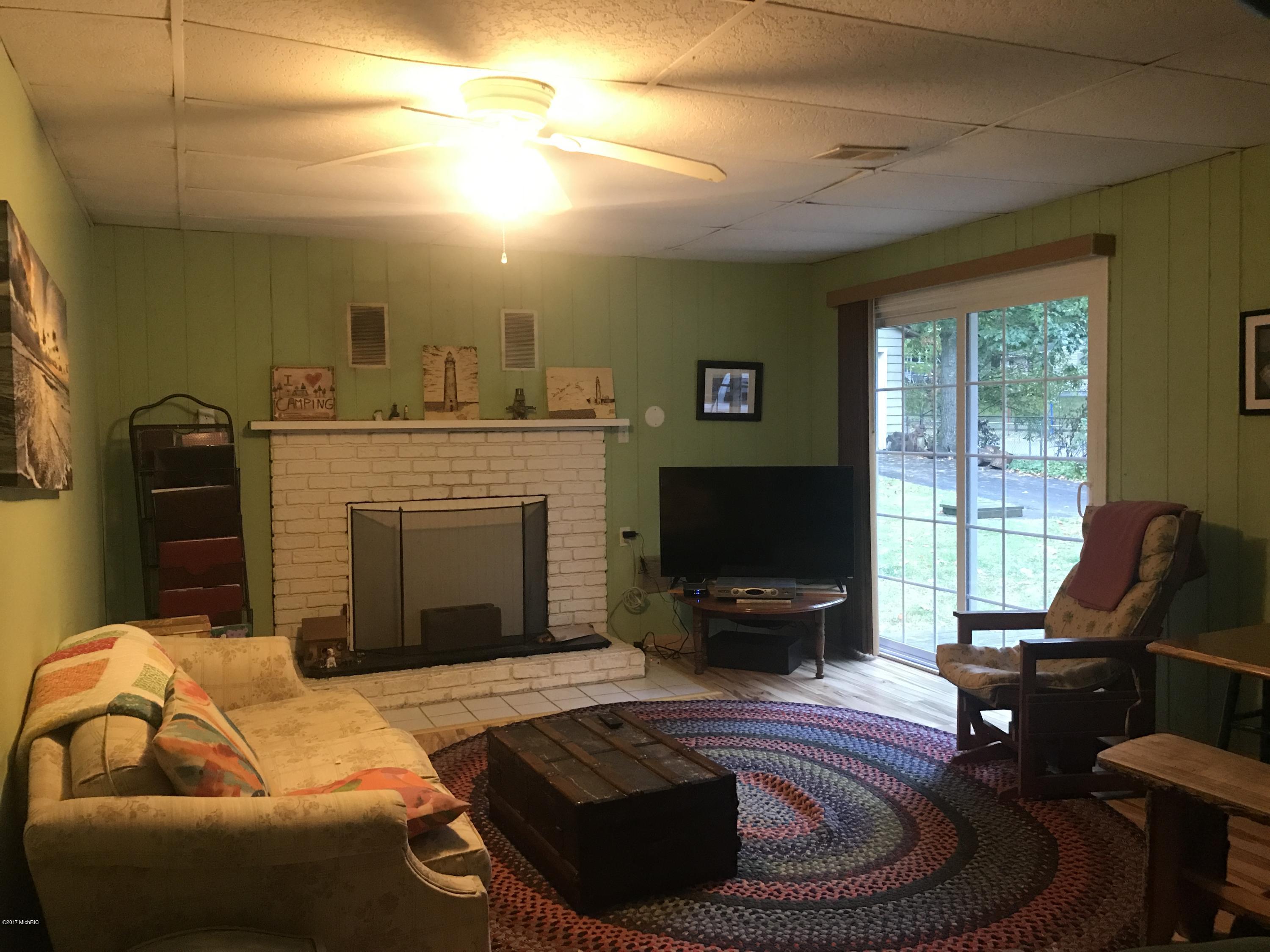 9711 Silver Lake Road Mears, MI 49436 - Photo 8 of 18 IMG_6107 - Copy