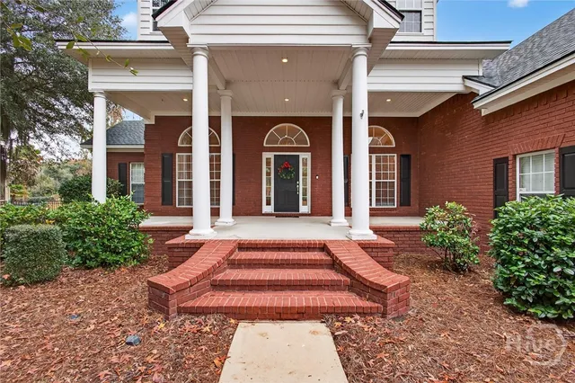 $755,699 | 273 Shadow Moss Circle, Richmond Hill, GA 31324