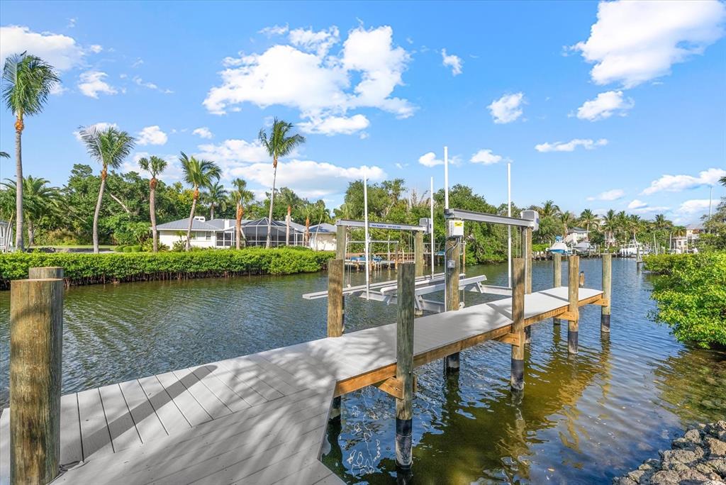 5215 Hidden Harbor Road Sarasota, FL 34242 - Photo 62 of 80