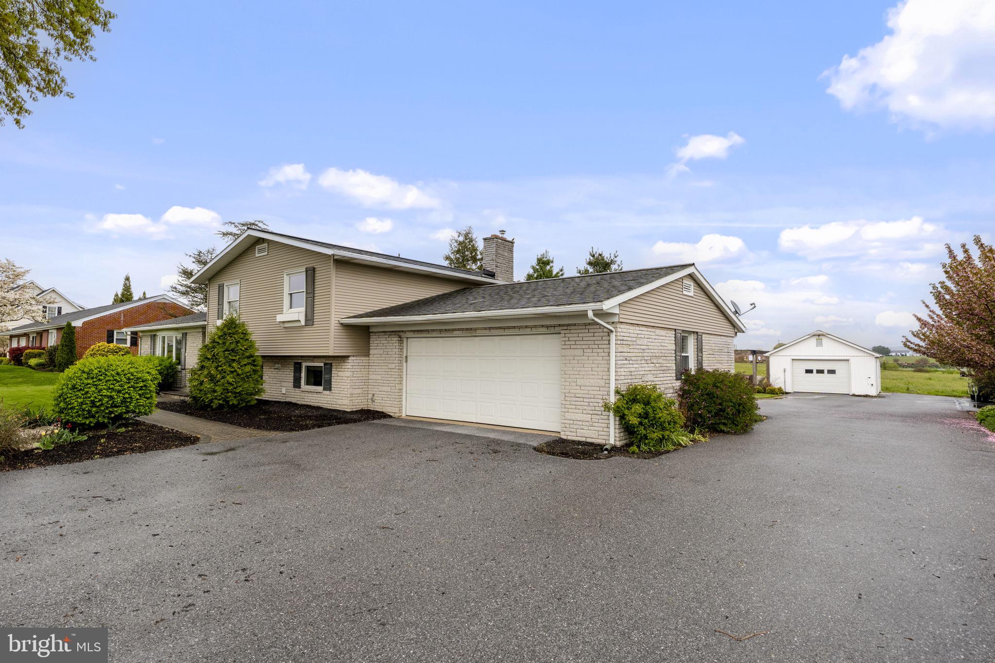 193 South Shirk Road New Holland, PA 17557 - Photo 16 of 75
