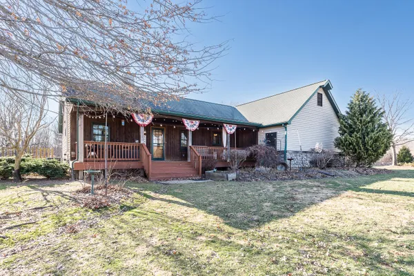 $450,000 | 3534 Dexter Trail, Stockbridge, MI 49285