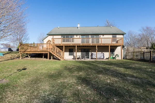$450,000 | 3534 Dexter Trail, Stockbridge, MI 49285