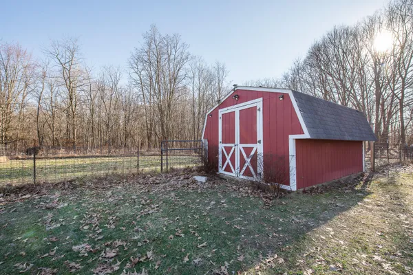 $450,000 | 3534 Dexter Trail, Stockbridge, MI 49285