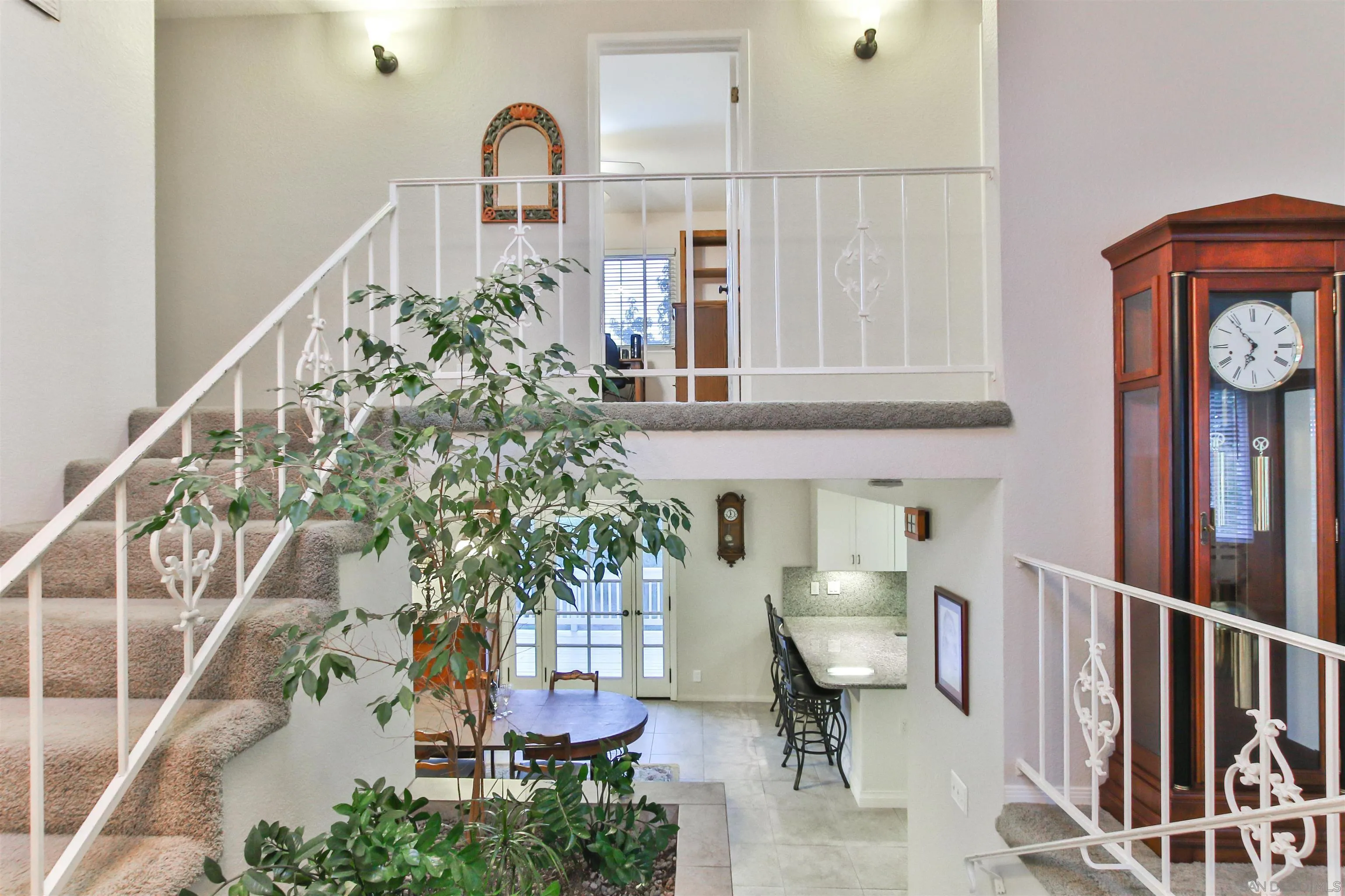 648 Norwynn Lane Fallbrook, CA 92028 - Photo 5 of 17 a view of entryway with wooden floor