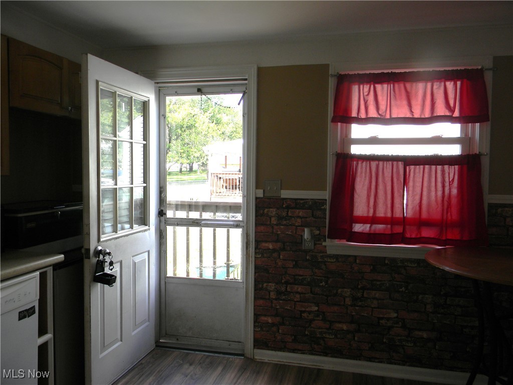717 State Road Northwest Warren, OH 44483 - Photo 12 of 37 Gallery Image 12