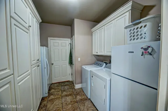 $359,999 | 2099 East Franklin Street, Carthage, MS 39051