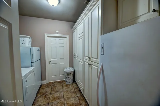 $359,999 | 2099 East Franklin Street, Carthage, MS 39051