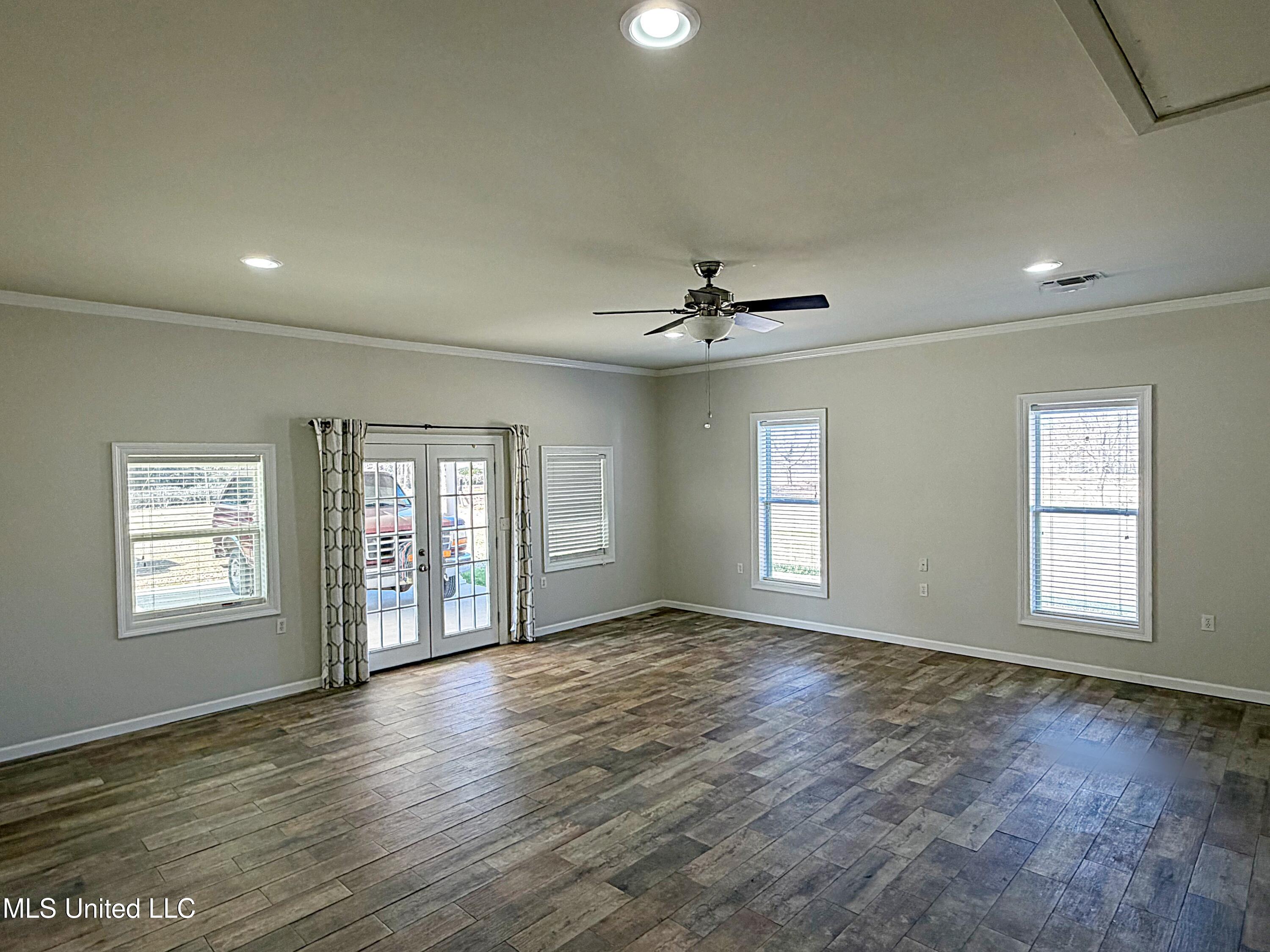2099 East Franklin Street Carthage, MS 39051 - Photo 24 of 39 bonus room