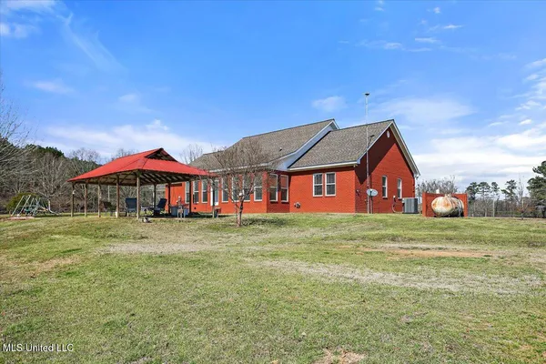 $359,999 | 2099 East Franklin Street, Carthage, MS 39051