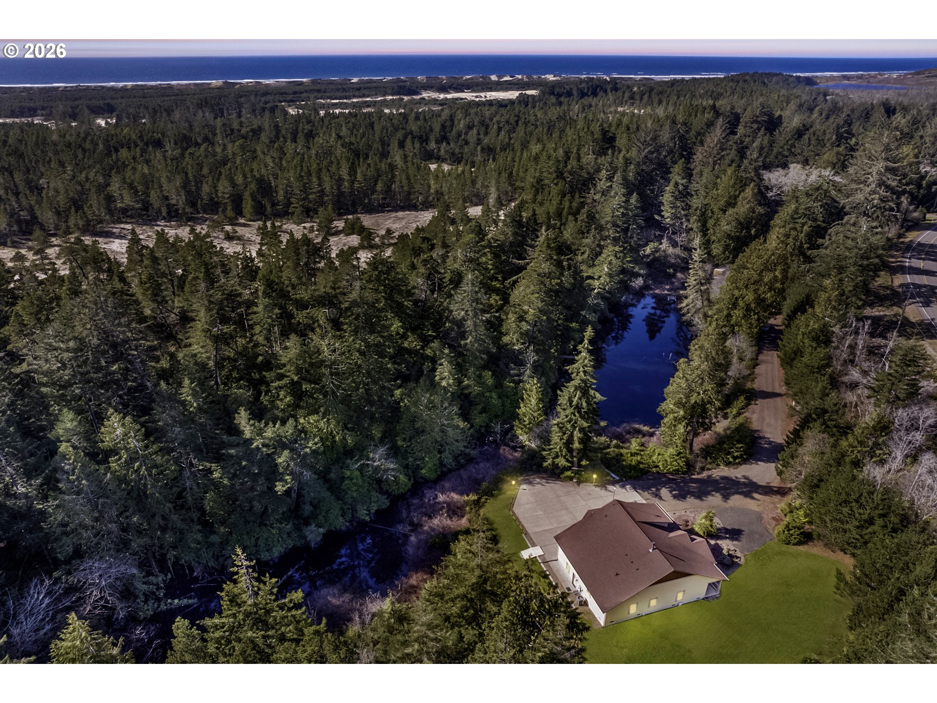 89952 Highway 101 Florence, OR 97439 - Photo 3 of 47