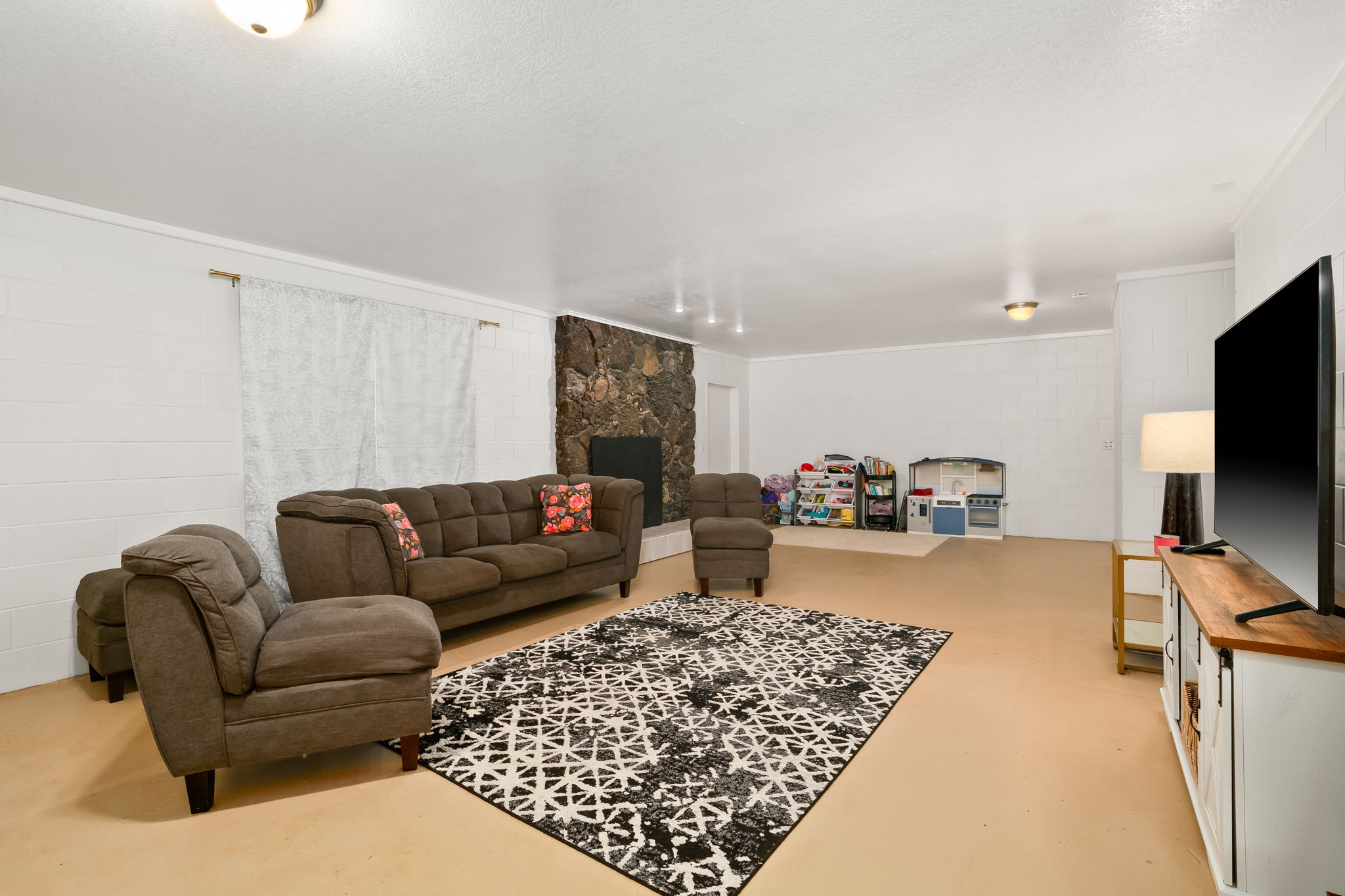 8562 B Elepaio Road Kekaha, HI 96752 - Photo 14 of 30