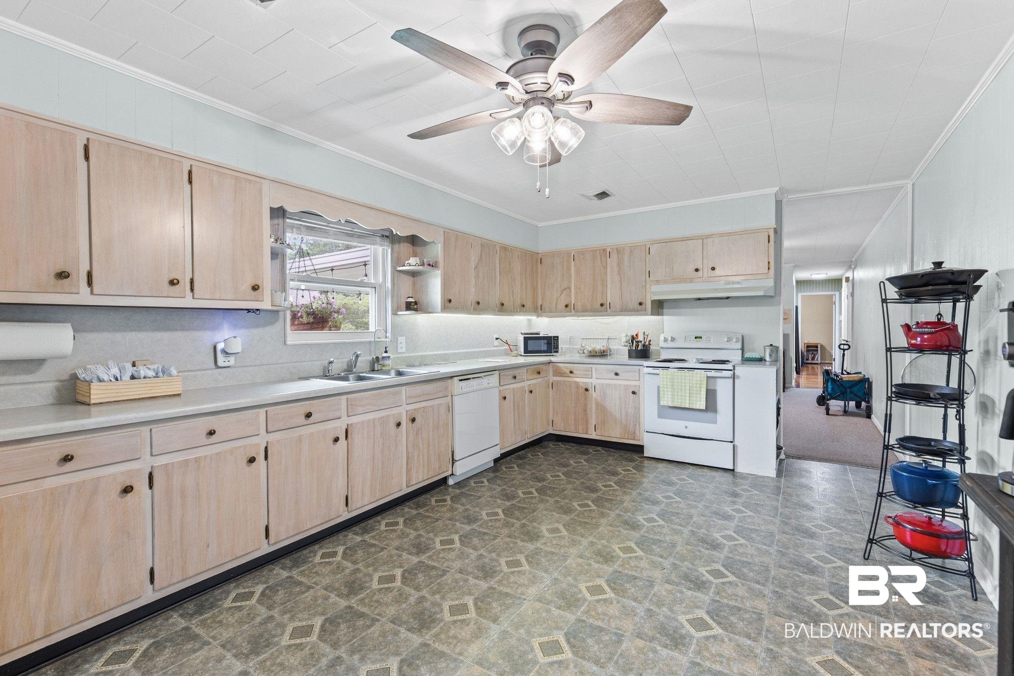1011 North Pine Street Foley, AL 36535 - Photo 11 of 17