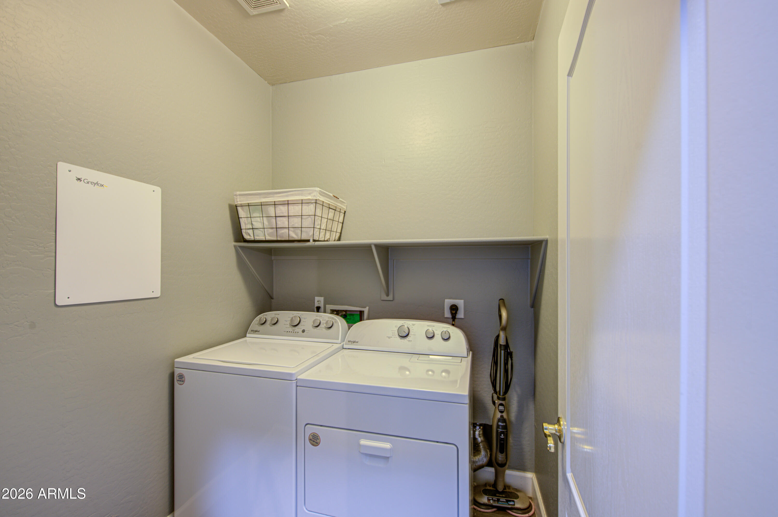 9130 West Riverside Avenue Tolleson, AZ 85353 - Photo 24 of 31 Laundry