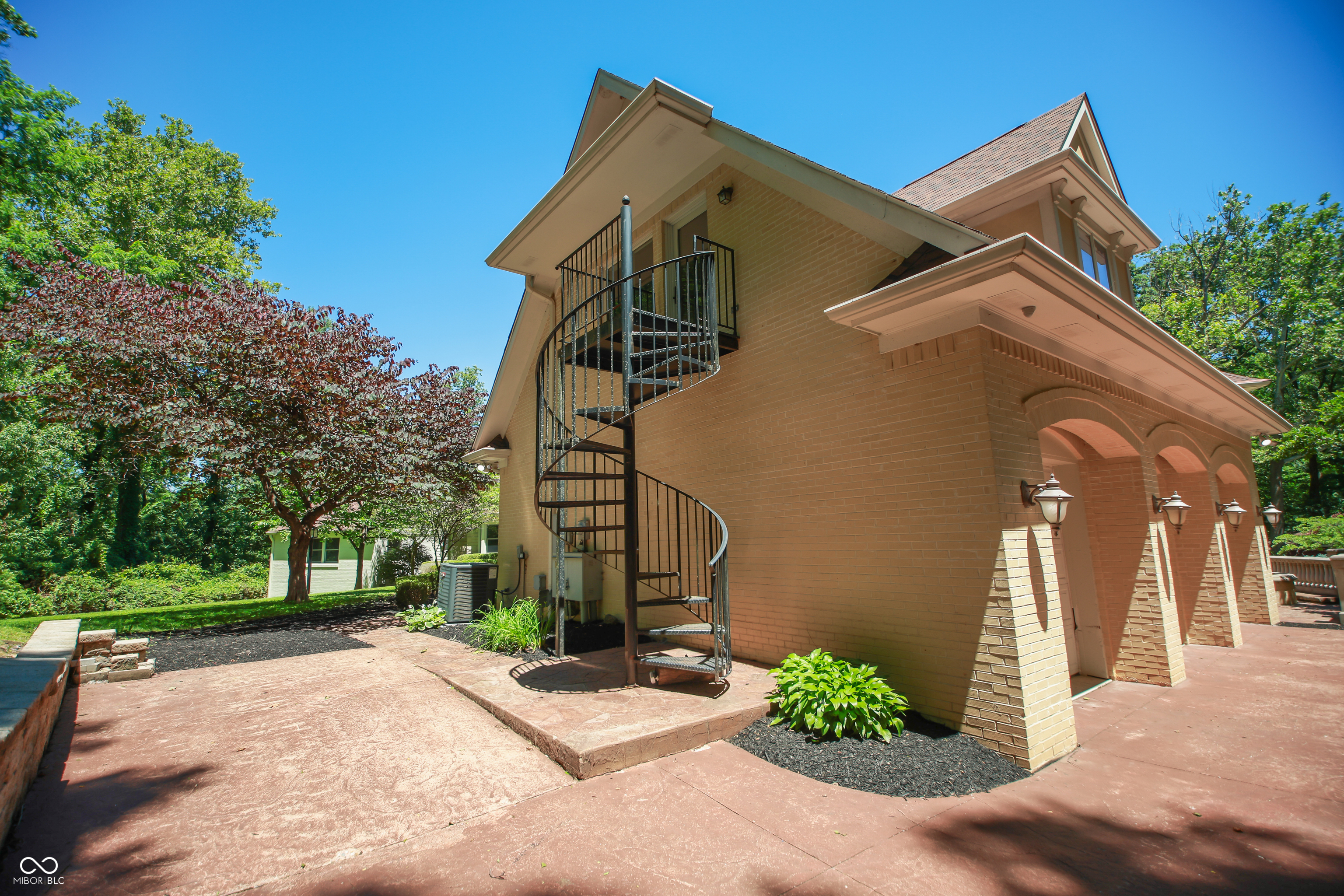 5710 Brookwood Road Indianapolis, IN 46226 - Photo 5 of 135