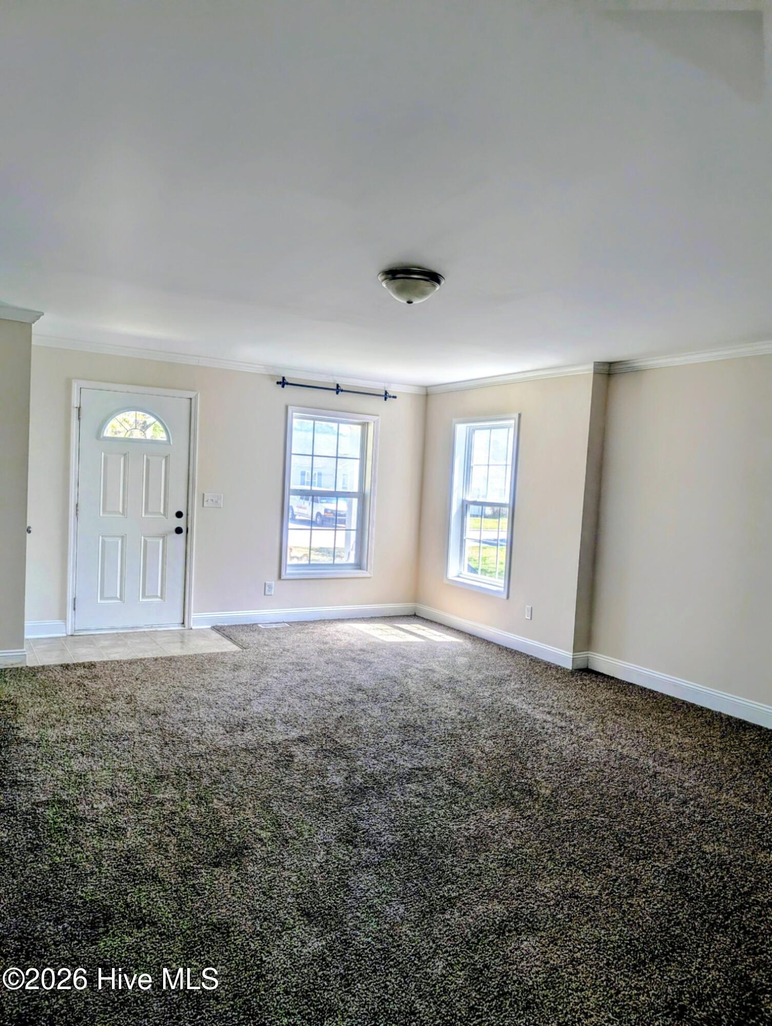 217 Queens Road Jacksonville, NC 28540 - Photo 3 of 12 FAMILY ROOM 3