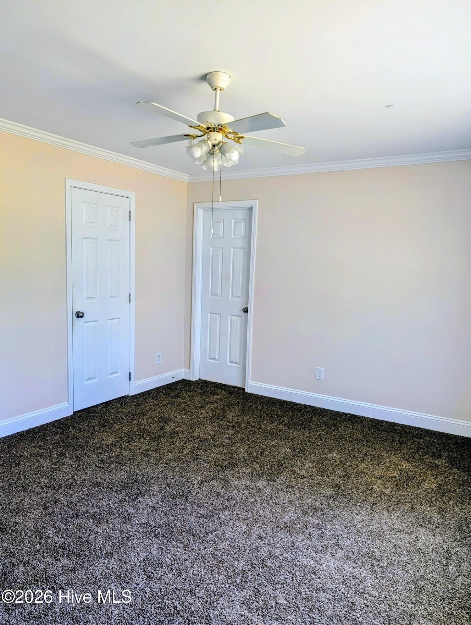 217 Queens Road Jacksonville, NC 28540 - Photo 4 of 12 DININ G ROOM 2