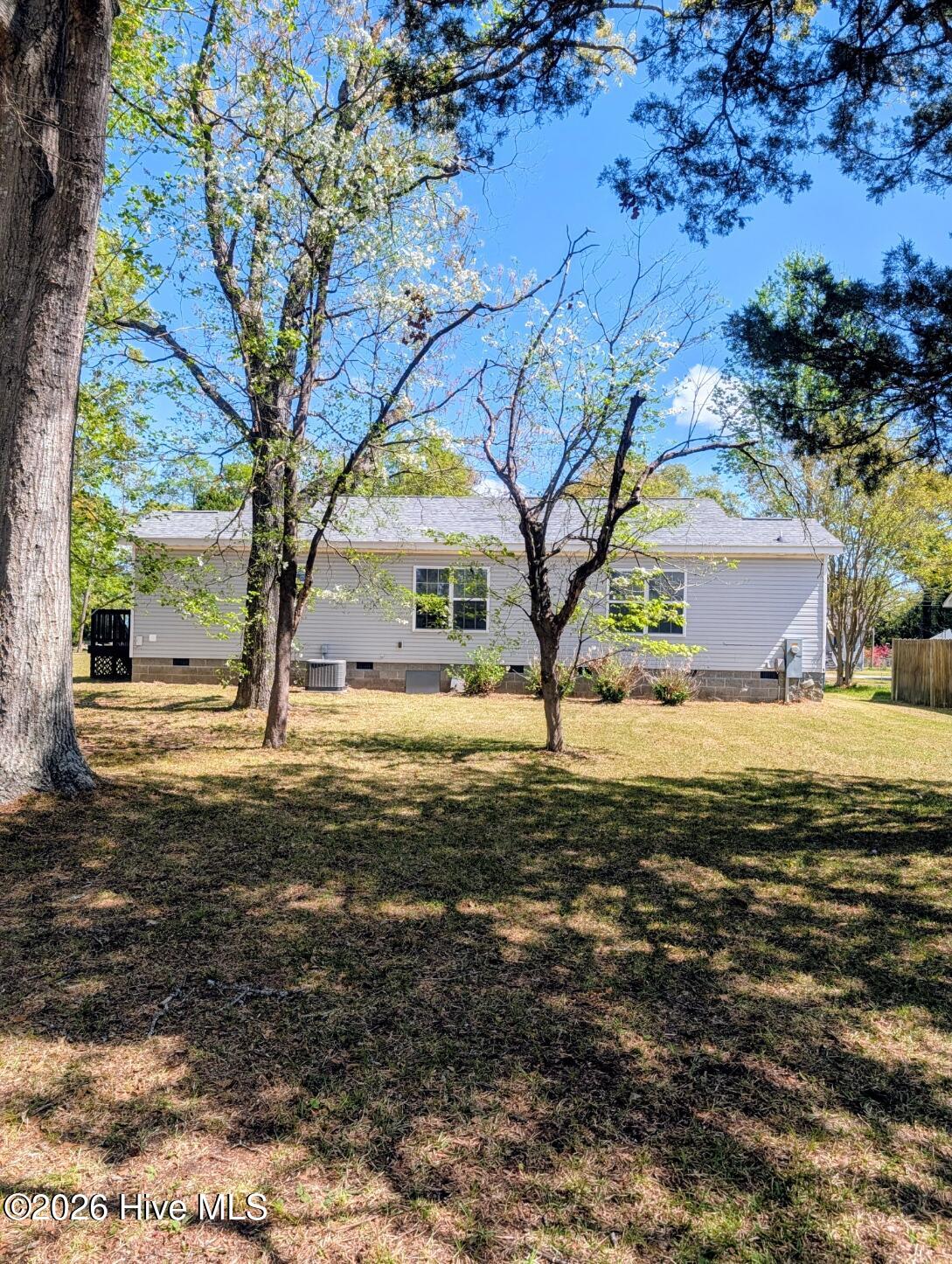 217 Queens Road Jacksonville, NC 28540 - Photo 10 of 12 REAR YARD