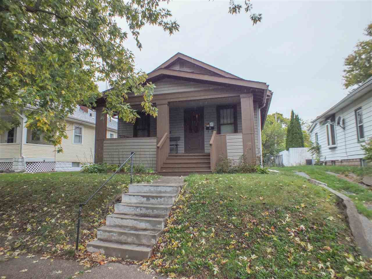 2131 3rd Street Moline, IL 61265 - Photo 1 of 17 Gallery Image 1
