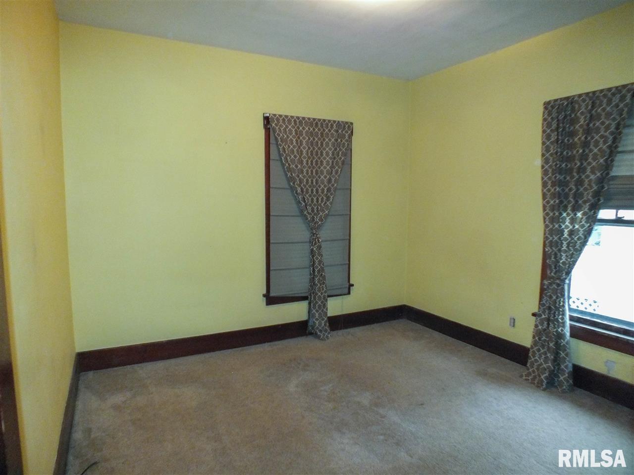 2131 3rd Street Moline, IL 61265 - Photo 11 of 17 Gallery Image 11