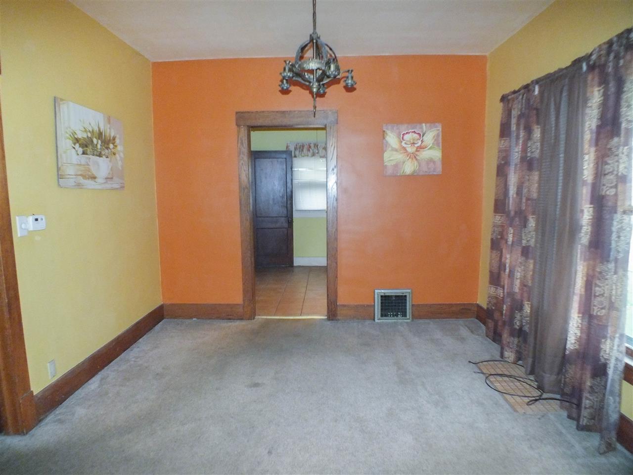 2131 3rd Street Moline, IL 61265 - Photo 6 of 17 Gallery Image 6