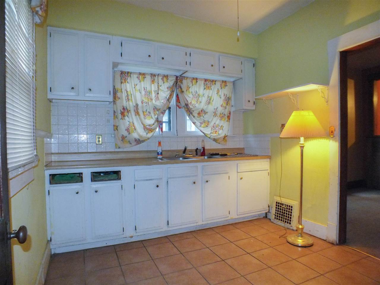 2131 3rd Street Moline, IL 61265 - Photo 7 of 17 Gallery Image 7