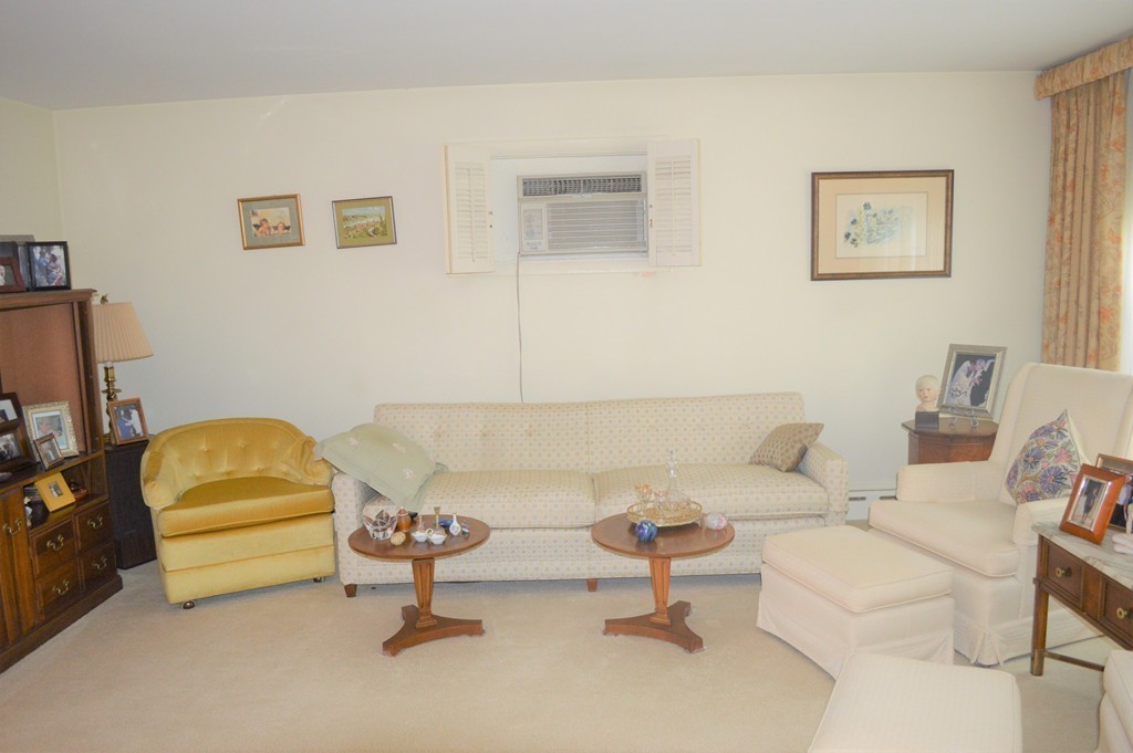 281 Kaufman Road Somerset, MA 02726 - Photo 4 of 22