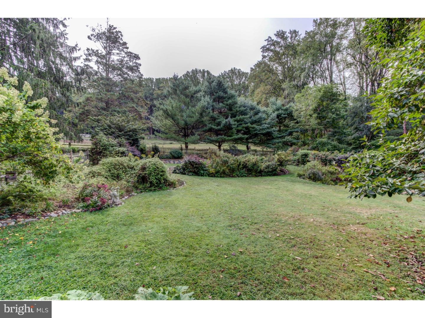 1610 Snuff Mill Road Hockessin, DE 19707 - Photo 15 of 25 Back Yard