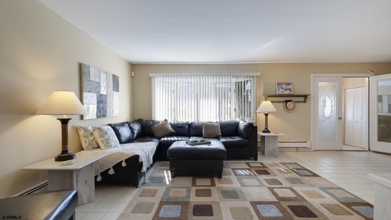 47 Sunset Boulevard Egg Harbor Township, NJ 08403 - Photo 3 of 25