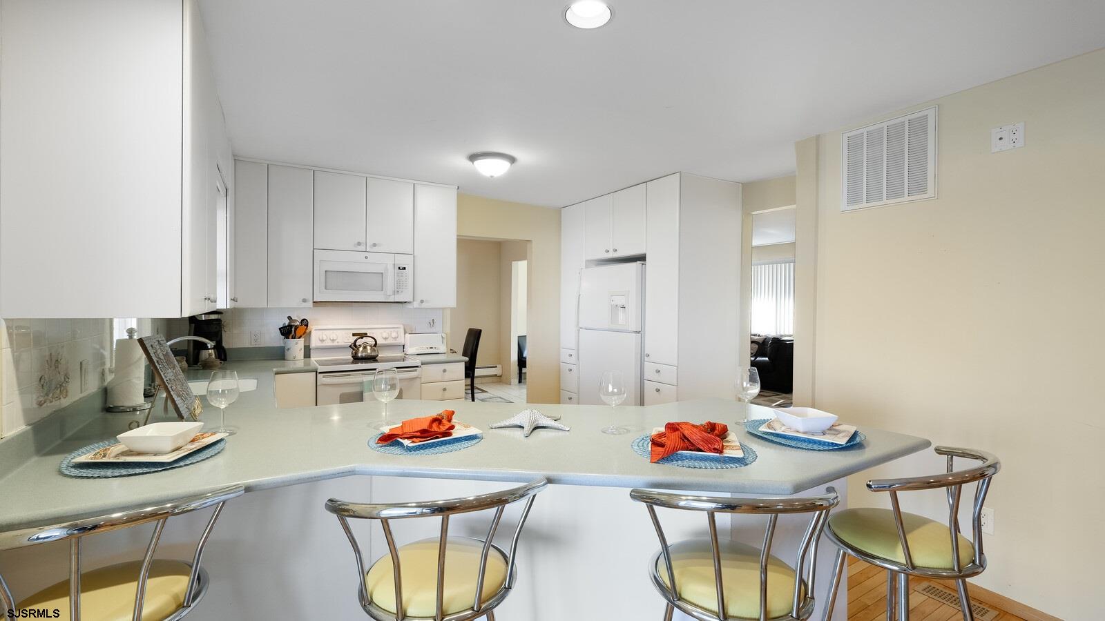 47 Sunset Boulevard Egg Harbor Township, NJ 08403 - Photo 8 of 25