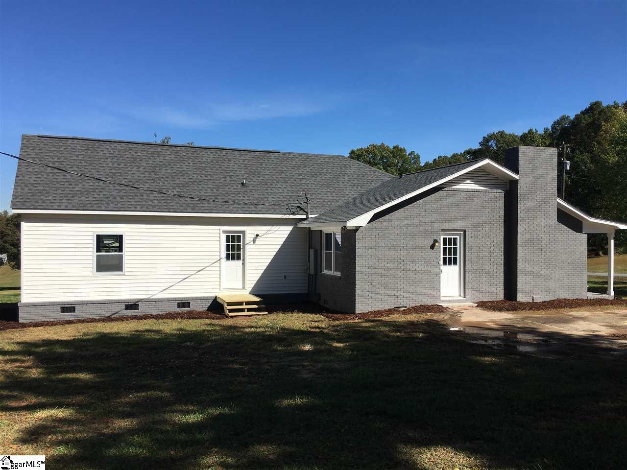 427 Bennett Dairy Road Spartanburg, SC 29307 - Photo 5 of 29