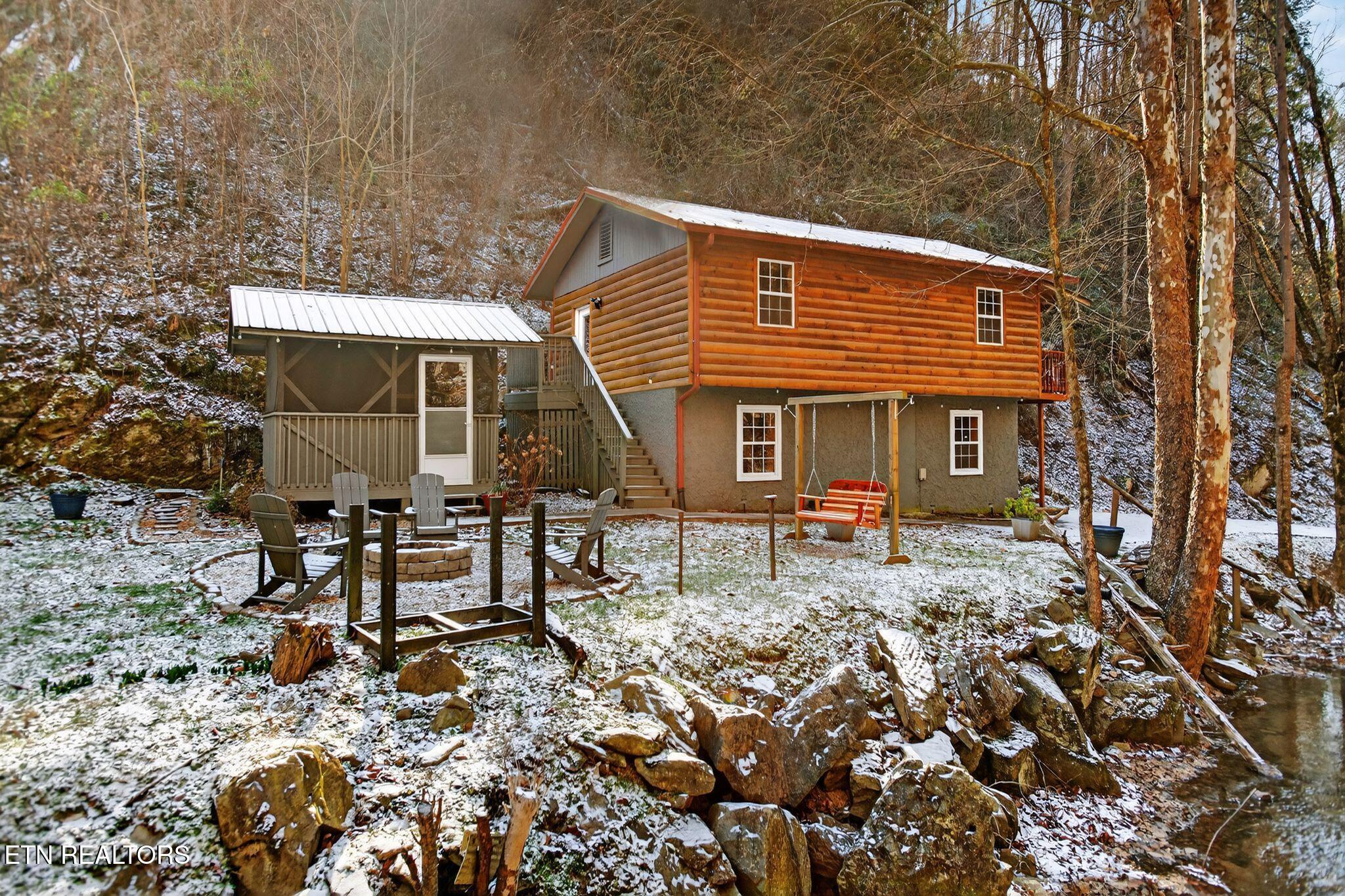 402 King Branch Road Sevierville, TN 37876 - Photo 29 of 32 08_402_King_Branch_Rd_Sevierville_TN_378