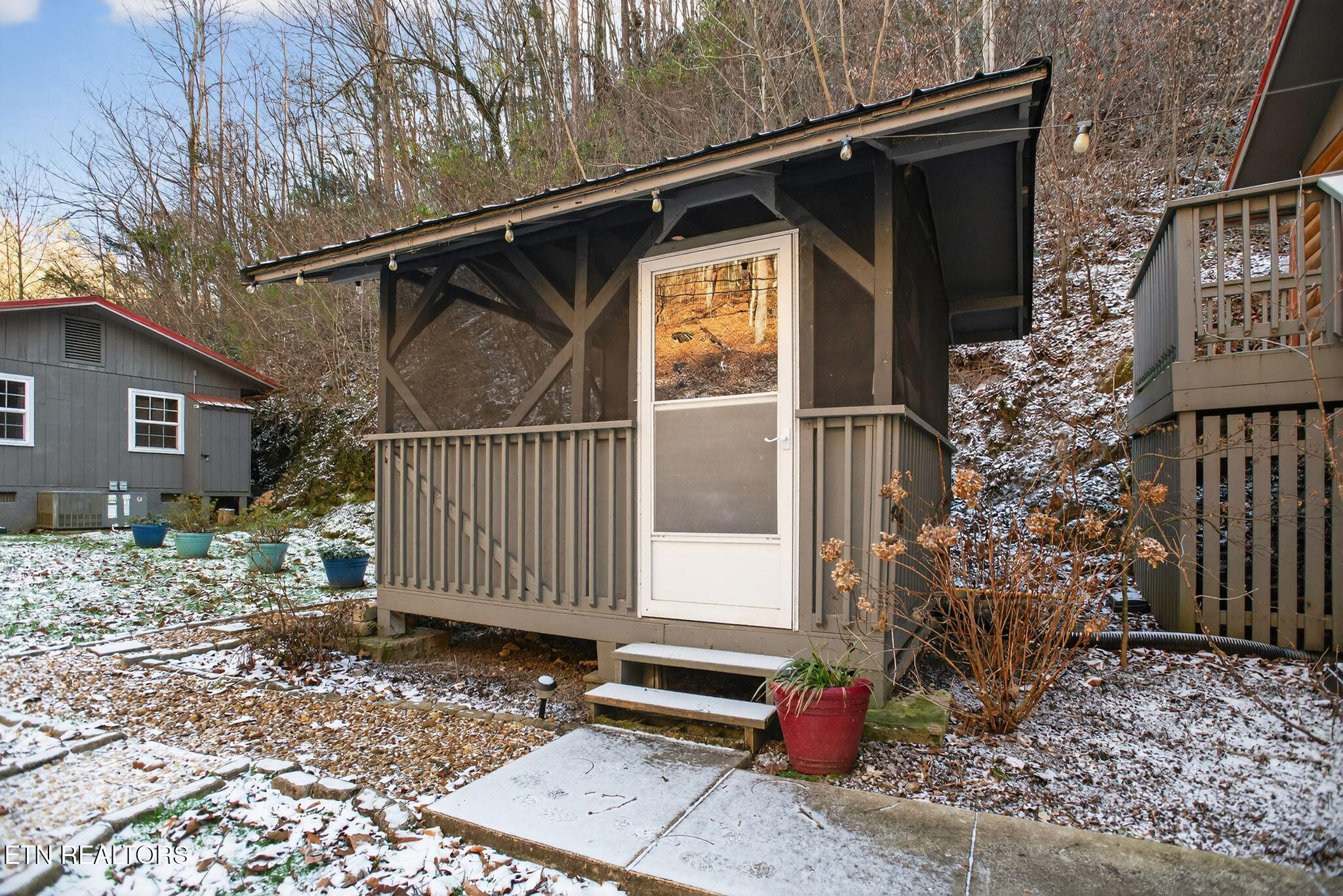 402 King Branch Road Sevierville, TN 37876 - Photo 31 of 32 05_402_King_Branch_Rd_Sevierville_TN_378