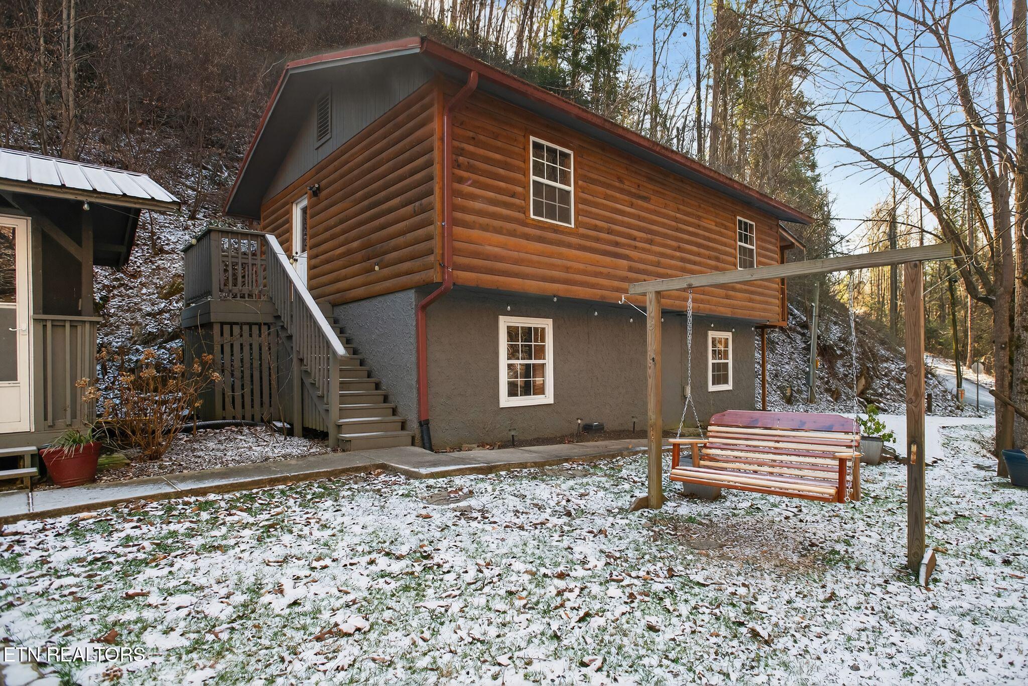 402 King Branch Road Sevierville, TN 37876 - Photo 6 of 32 07_402_King_Branch_Rd_Sevierville_TN_378