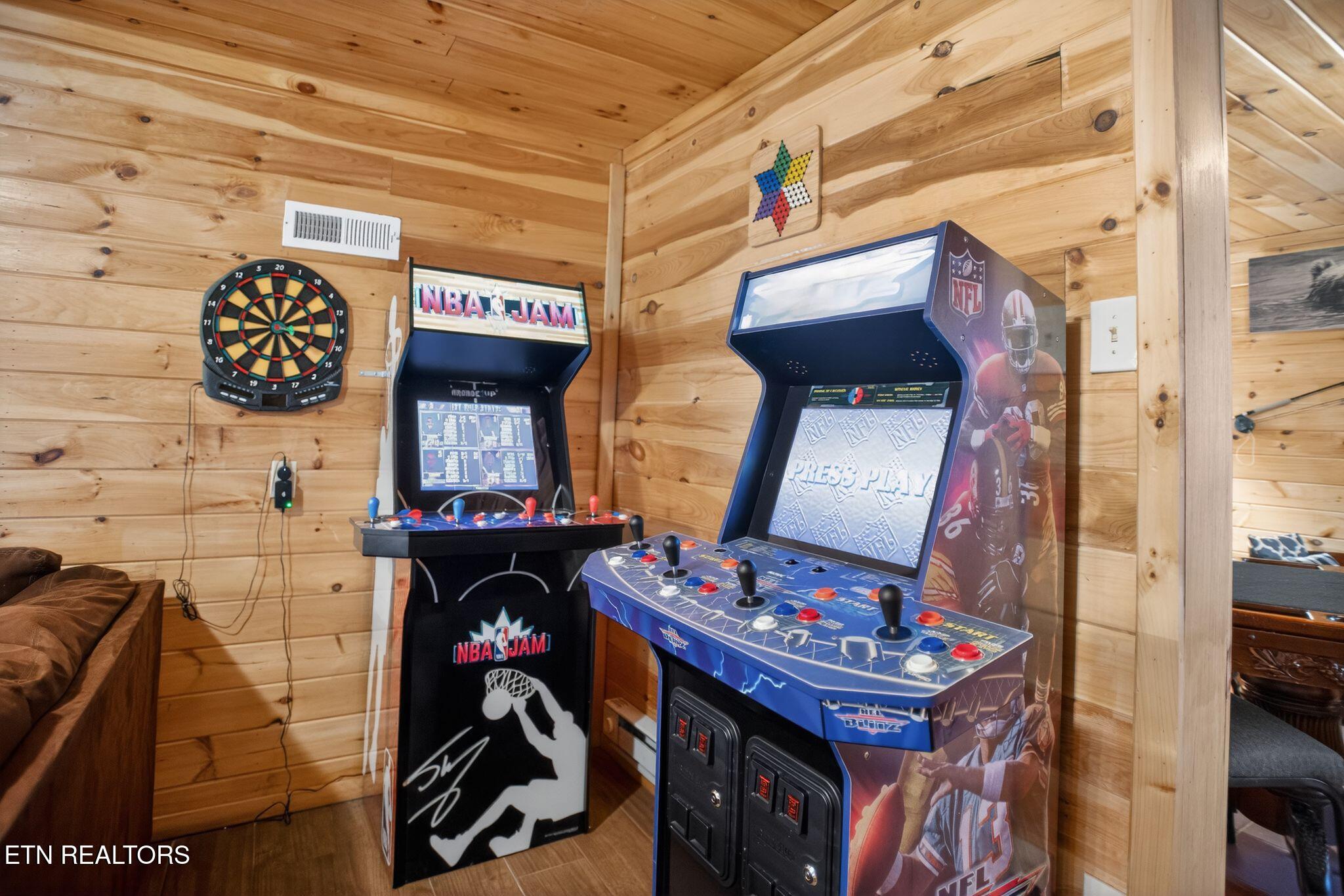 402 King Branch Road Sevierville, TN 37876 - Photo 8 of 32 32_402_King_Branch_Rd_Sevierville_TN_378