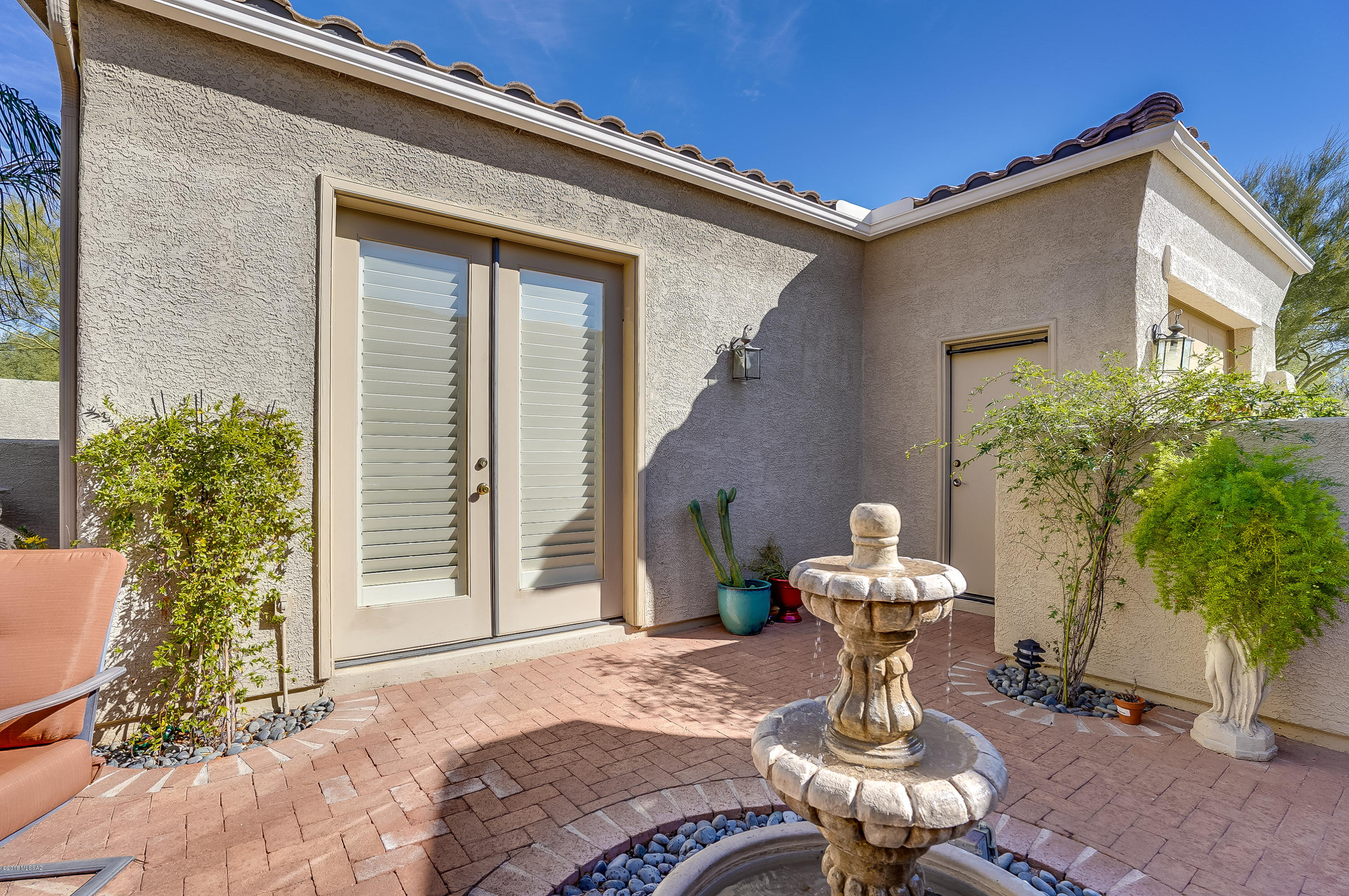 12735 North Piping Rock Road Oro Valley, AZ 85755 - Photo 24 of 35
