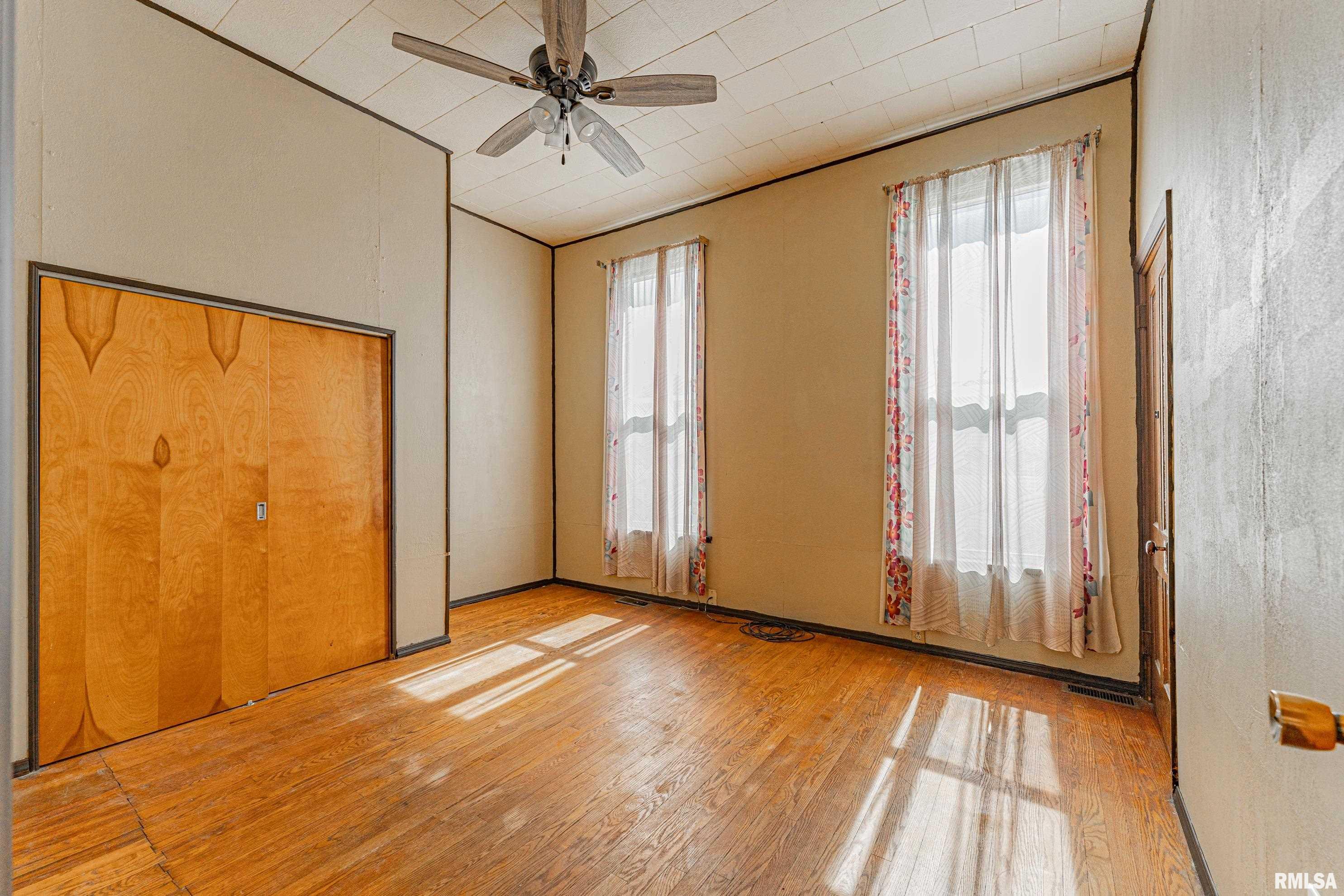 604 North Kickapoo Street Lincoln, IL 62656 - Photo 14 of 30 Gallery Image 14