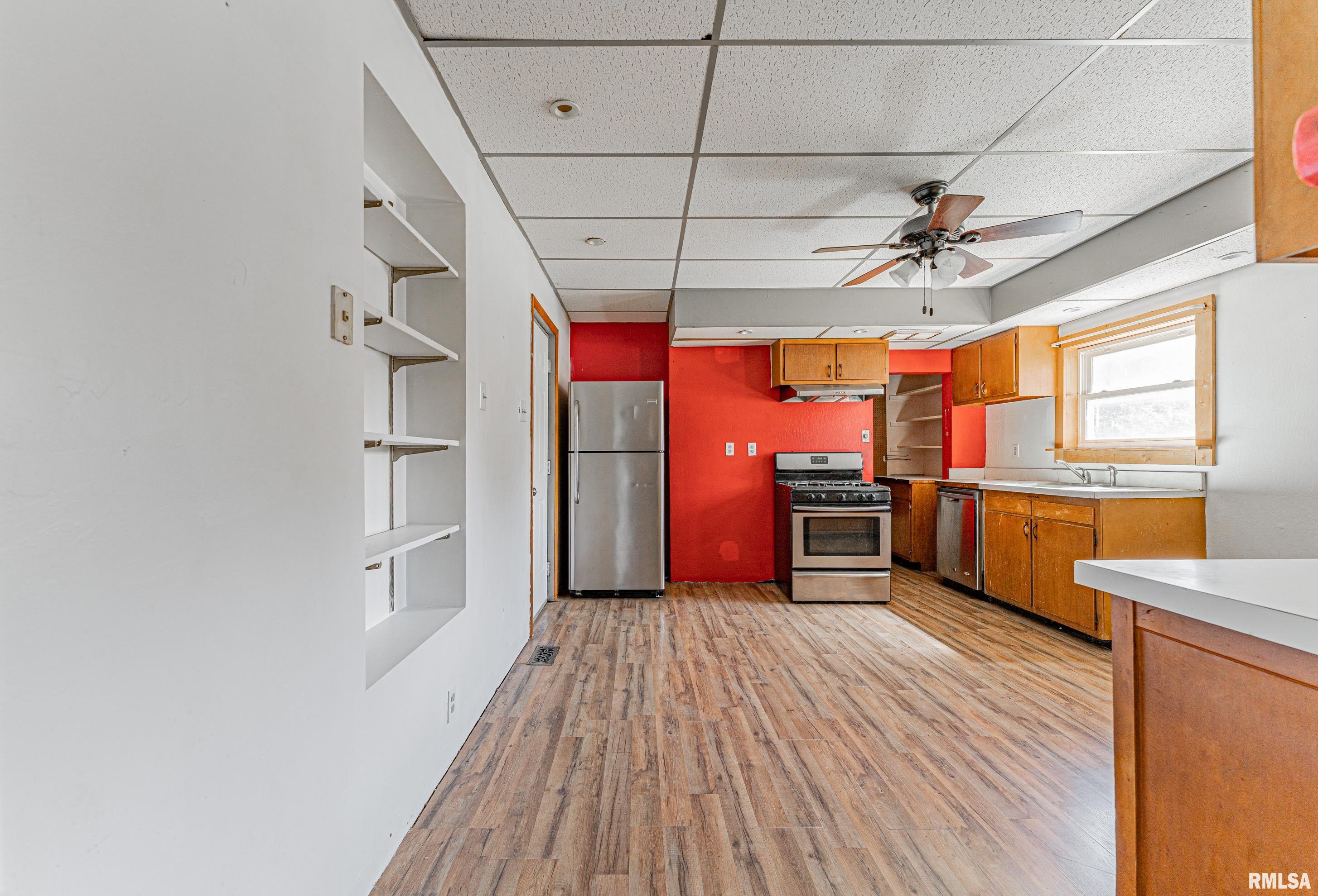 604 North Kickapoo Street Lincoln, IL 62656 - Photo 10 of 30 Gallery Image 10