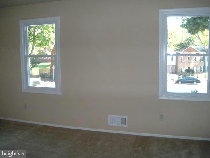 9276 Taney Road Manassas, VA 20110 - Photo 7 of 12 Bedroom