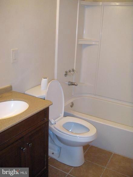 9276 Taney Road Manassas, VA 20110 - Photo 9 of 12 Bath