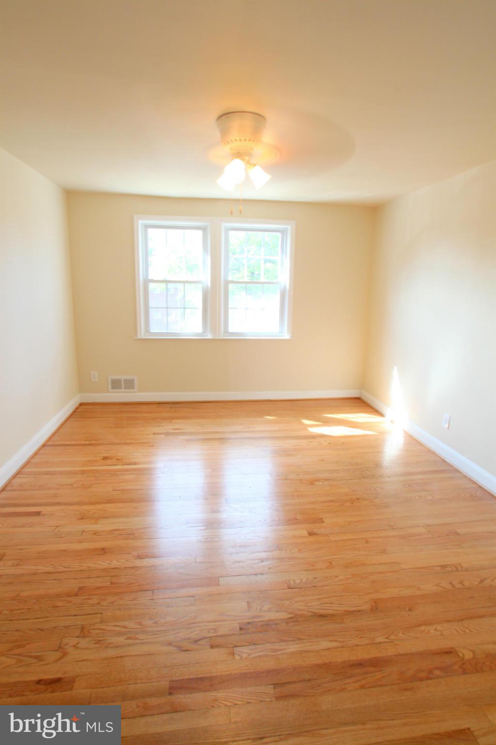 1530 Oakridge Road Baltimore, MD 21218 - Photo 13 of 20 Bedroom