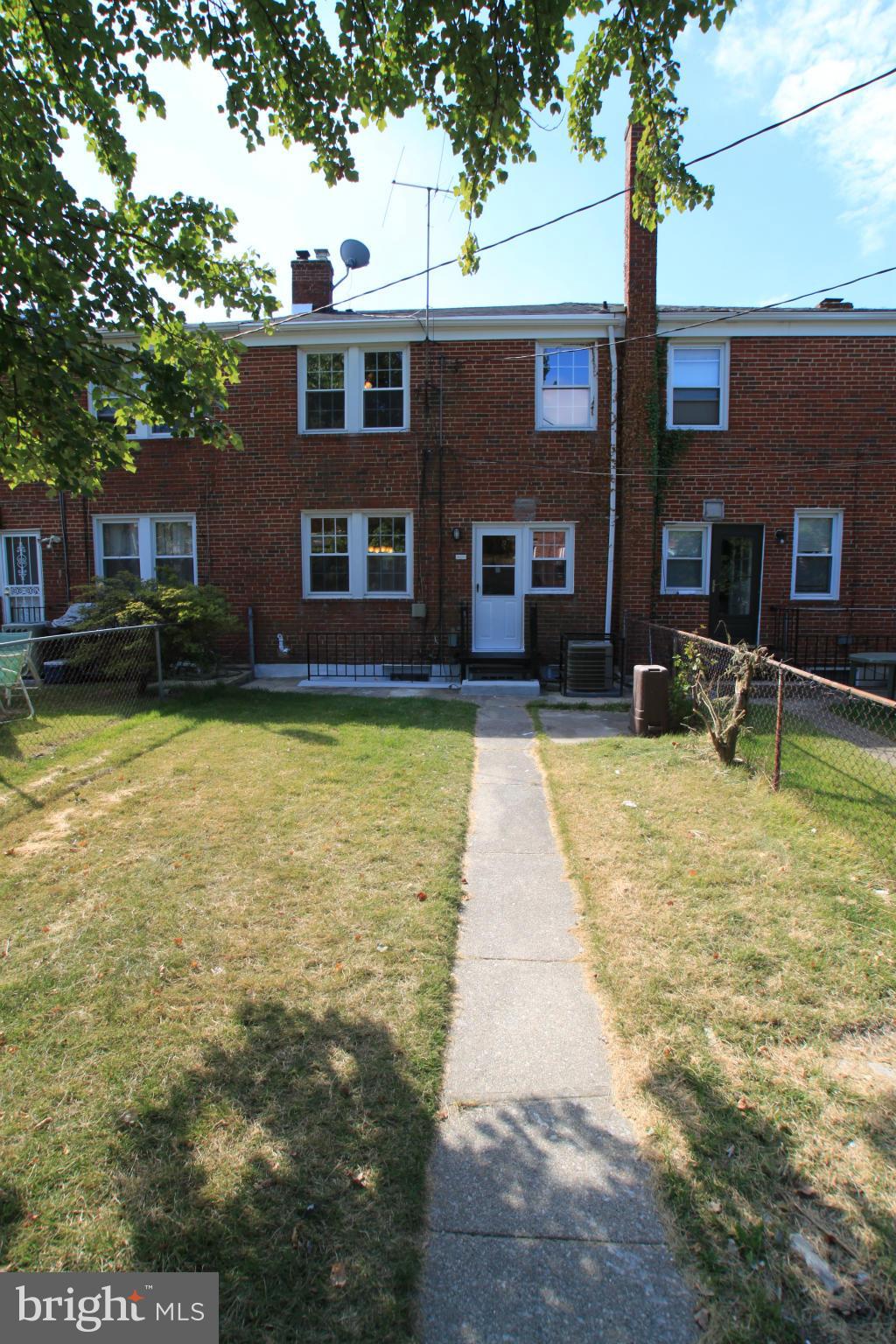 1530 Oakridge Road Baltimore, MD 21218 - Photo 20 of 20 Exterior (Rear)