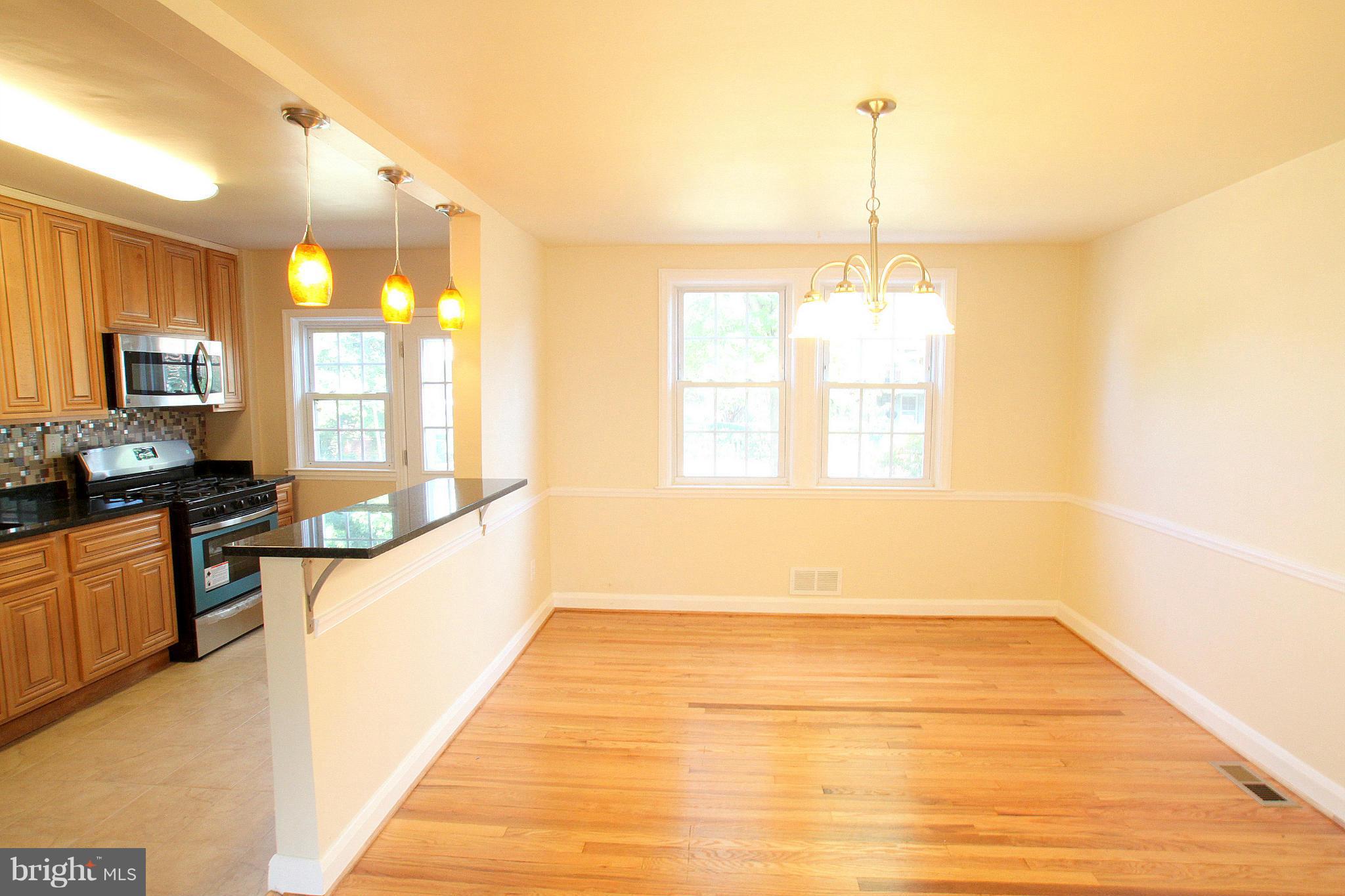 1530 Oakridge Road Baltimore, MD 21218 - Photo 7 of 20 Interior (General)